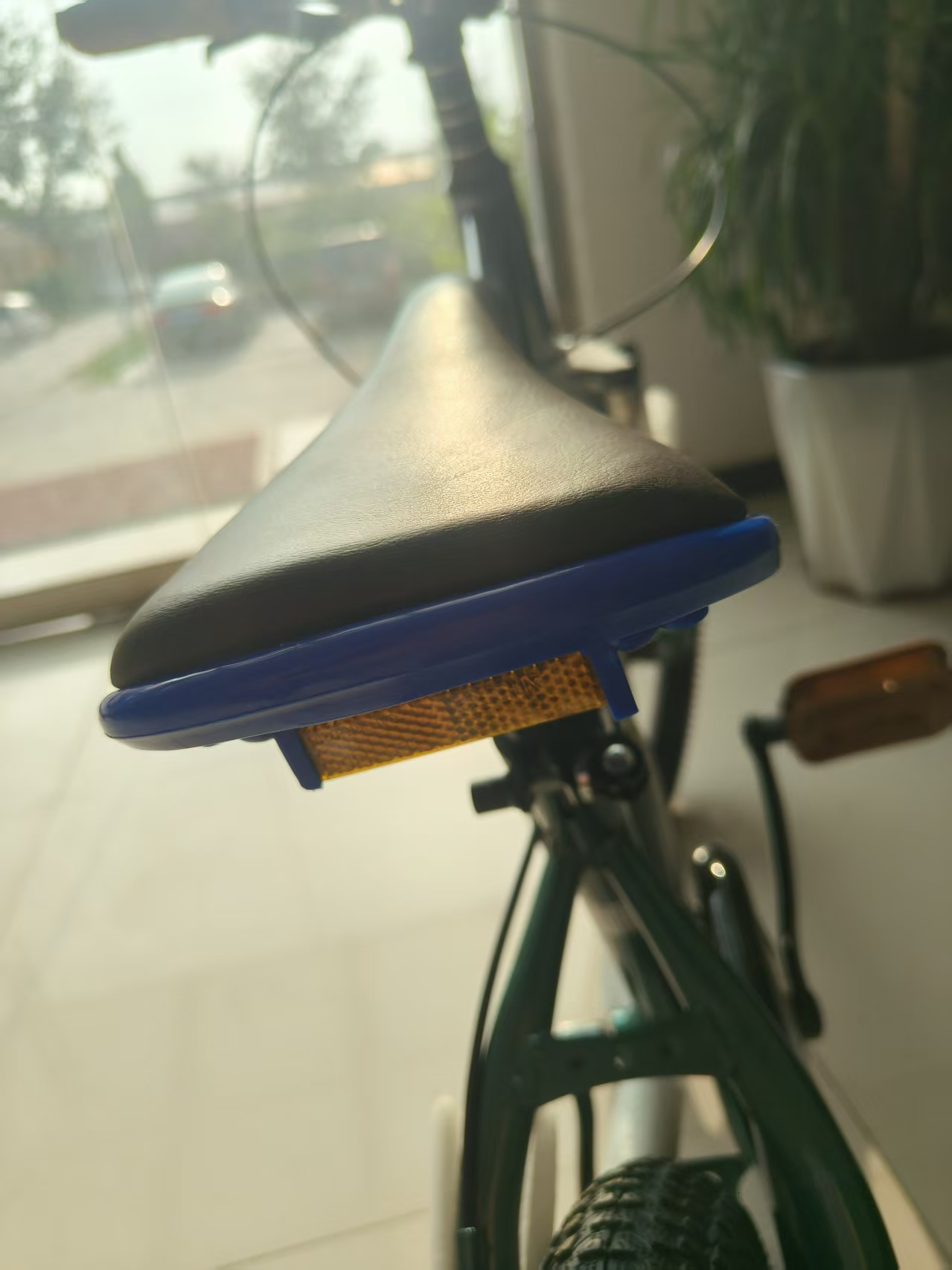 Road bike seat cushion breatha - مراجعة Cycling Commute Gear وسعره