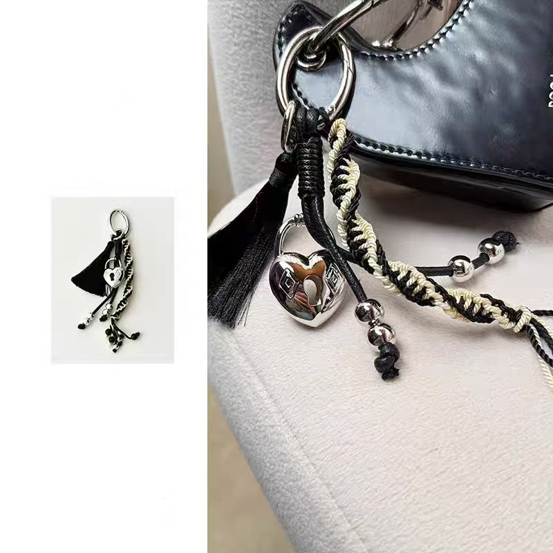 INS - Style Bag Charm: Braided - مراجعة Chain Lock Combination وسعره