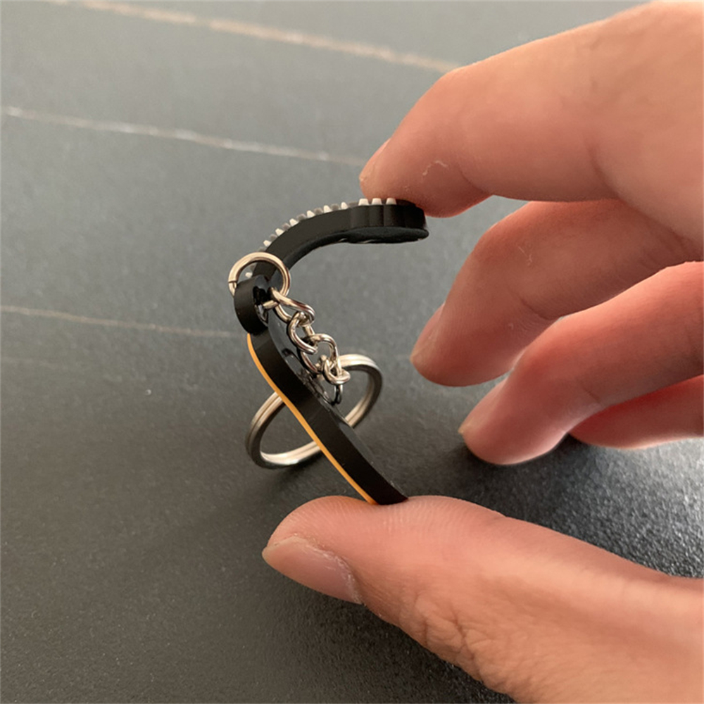 Cute Musical Instrument Keycha - مراجعة Chain Lock Combination وسعره