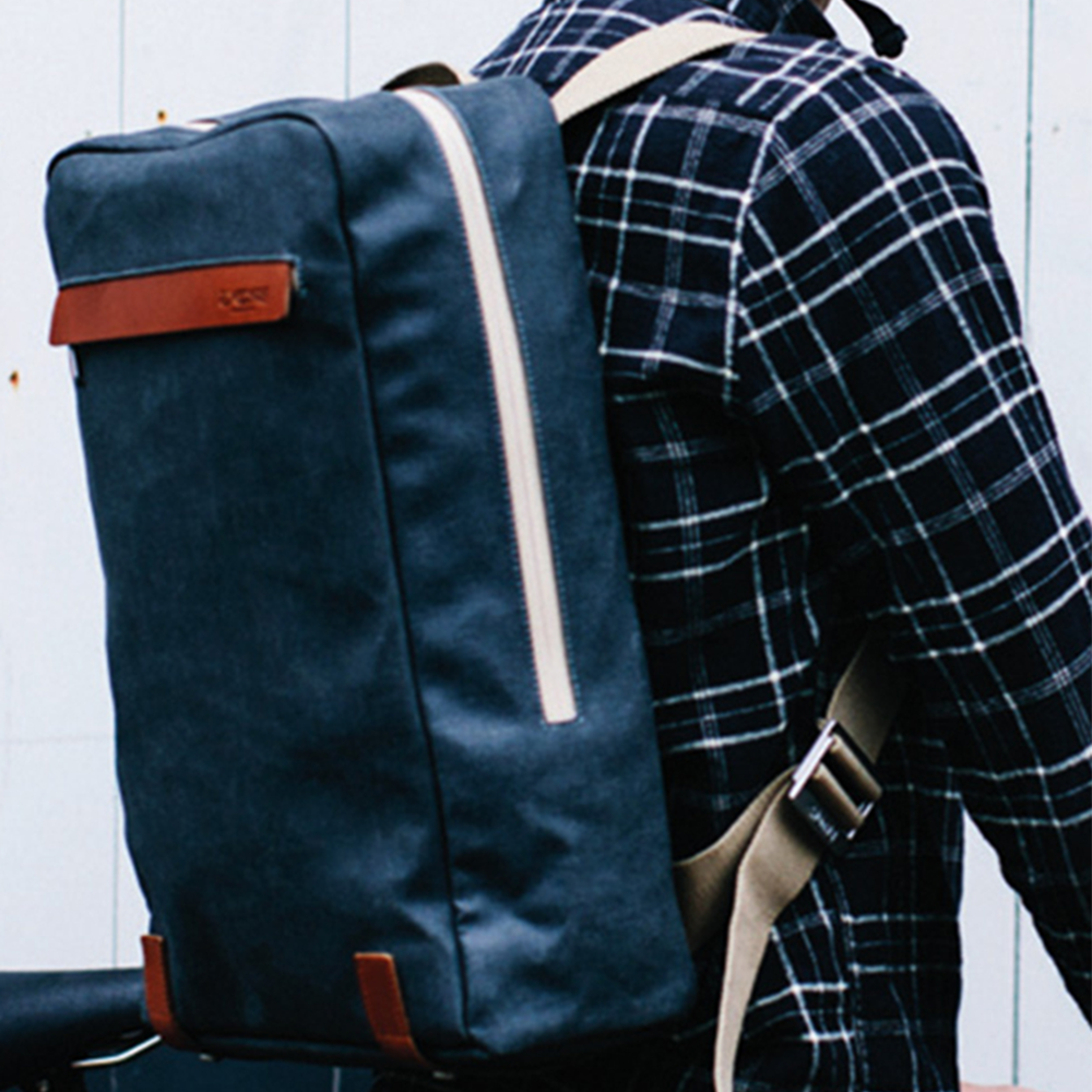 BROOKS England Pickzip Backpac - مراجعة Cycling Commuter Backpack Laptop وسعره