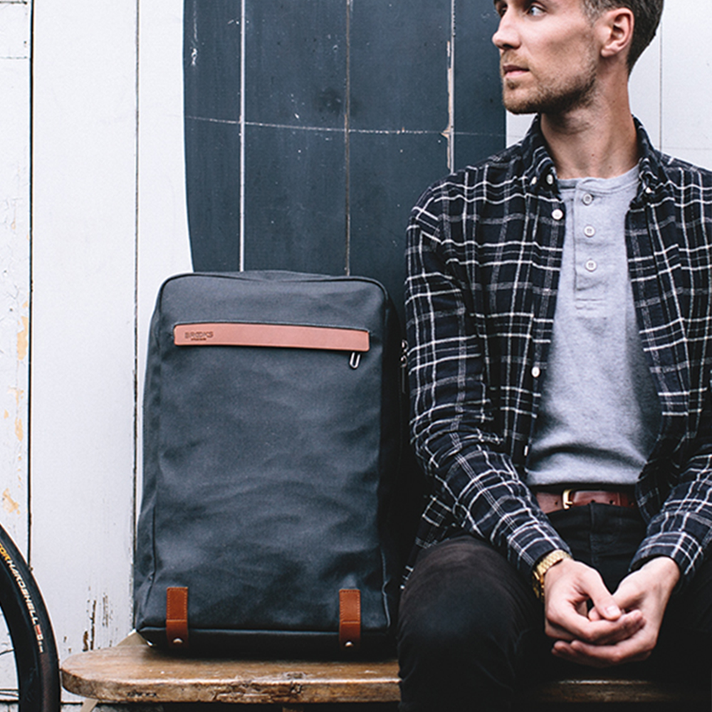 BROOKS England Pickzip Backpac - مراجعة Cycling Commuter Backpack Laptop وسعره