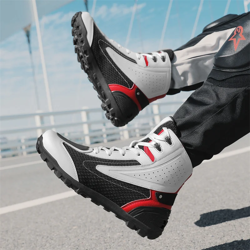 Motorcycle Waterproof Commutin - مراجعة Cycling Commute Shoes وسعره